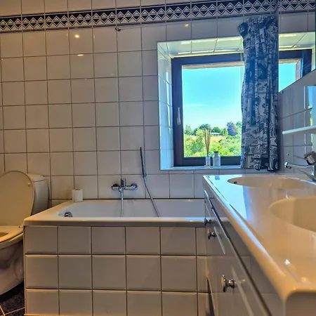 Le Manoir W * Weismes