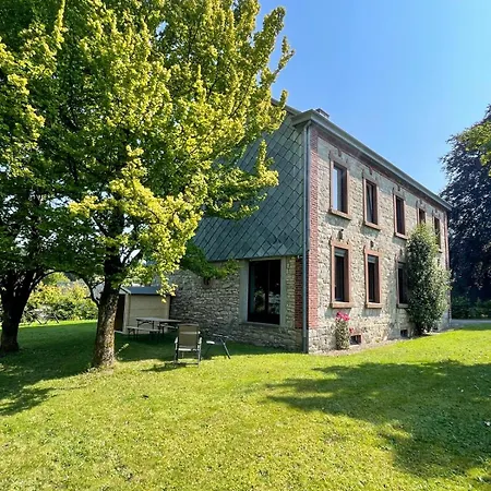 Le Manoir W *